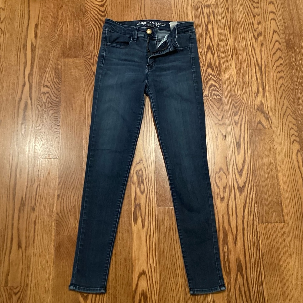 American Eagle Jeans - Picture 2 of 4